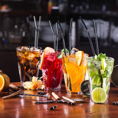 5 Basic Cocktails for Home Entertaining